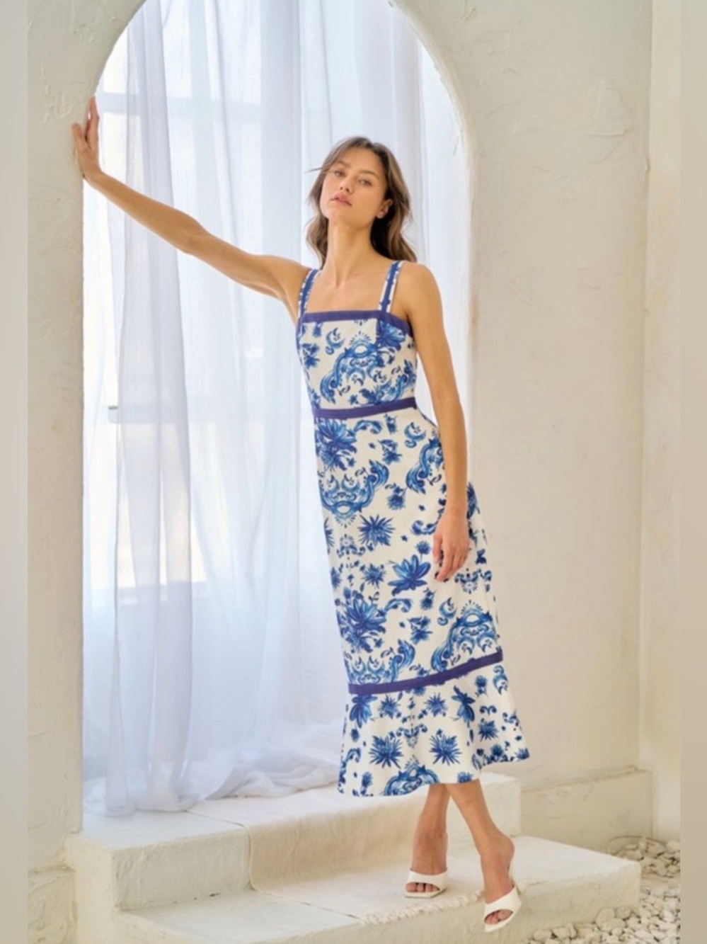 LALAVON. Blue & White Print Midi Dress size S